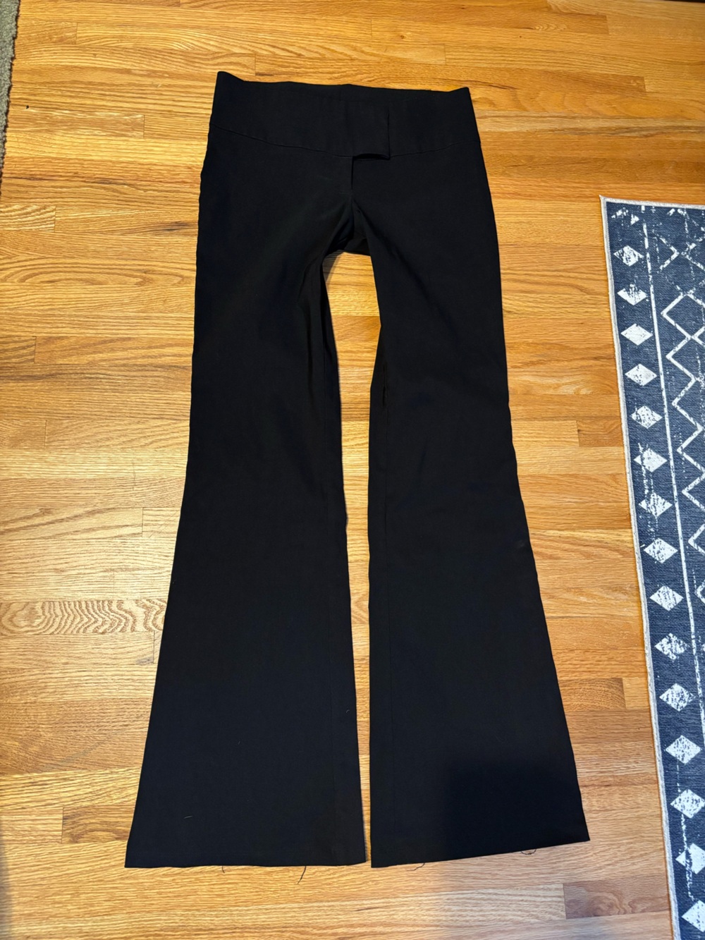 Vanity black flare dress pants size 7